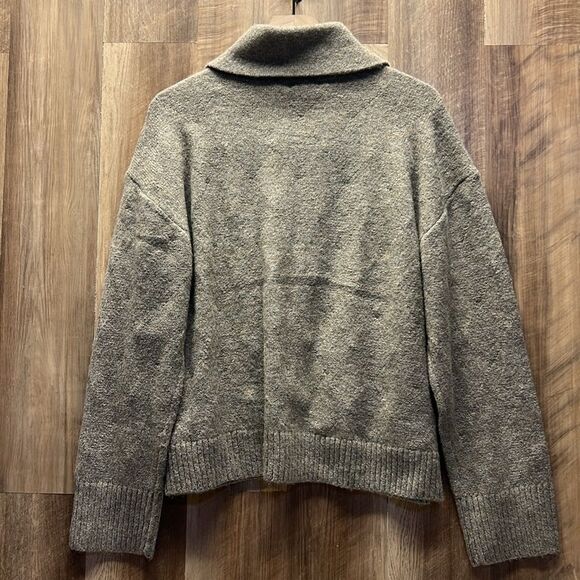 WEEKEND LOS ANGELES - Gretchen Collared Cropped Cardigan - Picture 8 of 8